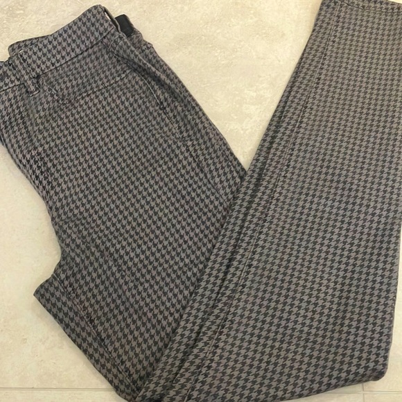 2/30 AE Curvy Super Hi-Rise Jegging - Picture 1 of 4